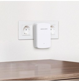 TP Link Mercusys ME20 Range Extender WiFi AC750 Dual Band Fast Ethernet